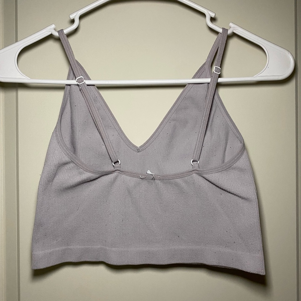 Gray/White Ribbed Crop Top - Picture 2 of 2